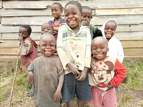 children in Kivu, DRC smiling for the picture taken by Herman